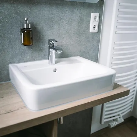 Bergschloesschen Edersee *